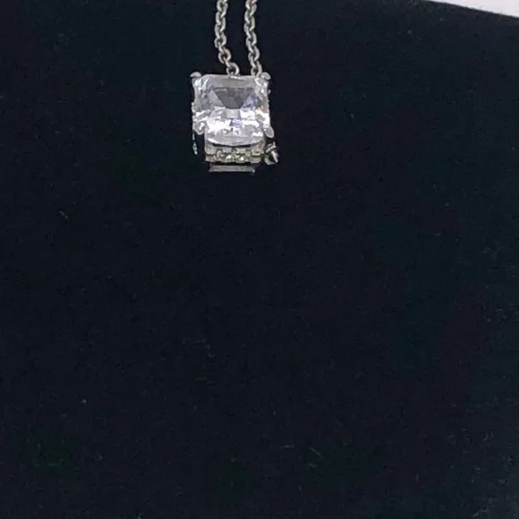 1.15ct Radiant Cut Necklace - Picture 17 of 17